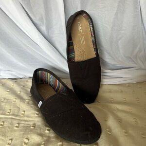 TOMS Women's Black Slip-On Shoes